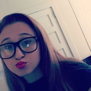 Meet your Posher, Harmony